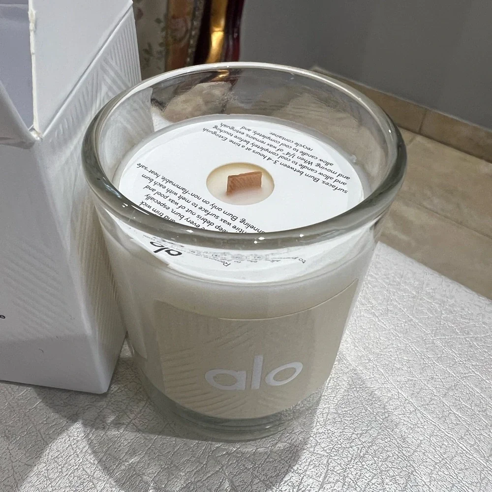 ALO signature candle 2oz
